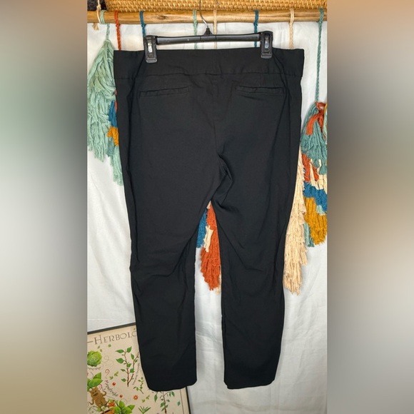 The Limited Black Exact Stretch Straight Leg Pants Womens Career Wear Size 14 - Picture 11 of 12